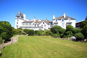 Photo 1- click for photo gallery